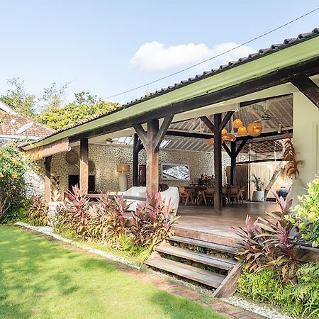 4 Bedroom Villa - Kerobokan Seminyak  Ngoại thất bức ảnh