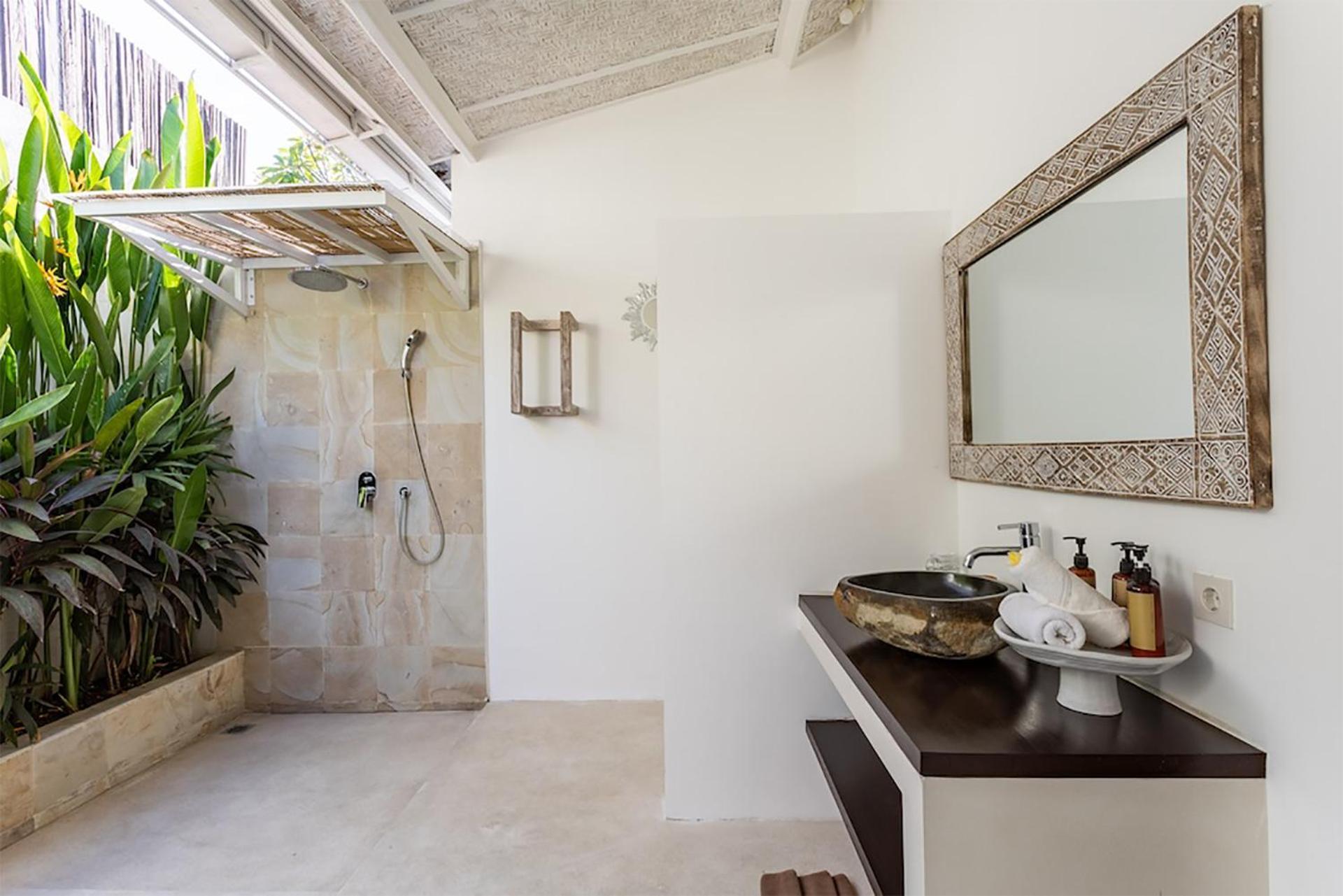 4 Bedroom Villa - Kerobokan Seminyak  Ngoại thất bức ảnh